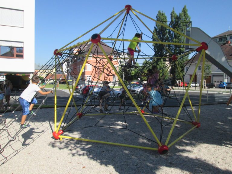 Laakirchen, Spielplatz Wolfstraße