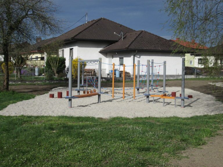 Hörsching, Spielplatz Holzleiten