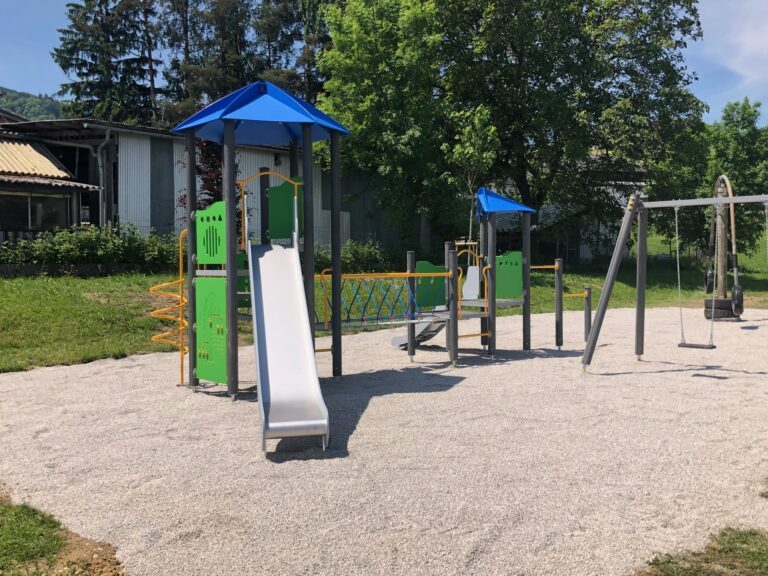 Inzersdorf im Kremstal, öffentlicher Spielplatz